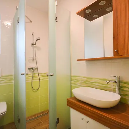 Modernes In Novigrad Mit Privatem Parkplatz By Interhome * Novigrad Istria