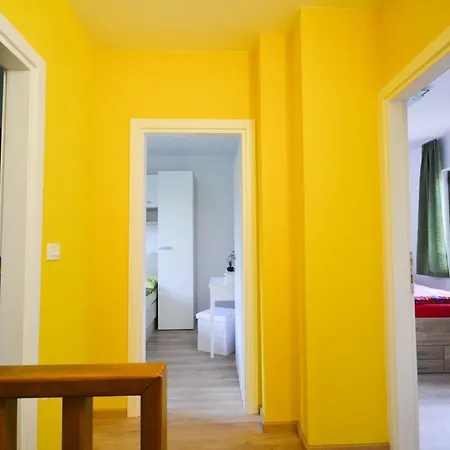 Modernes In Novigrad Mit Privatem Parkplatz By Interhome Appartement *